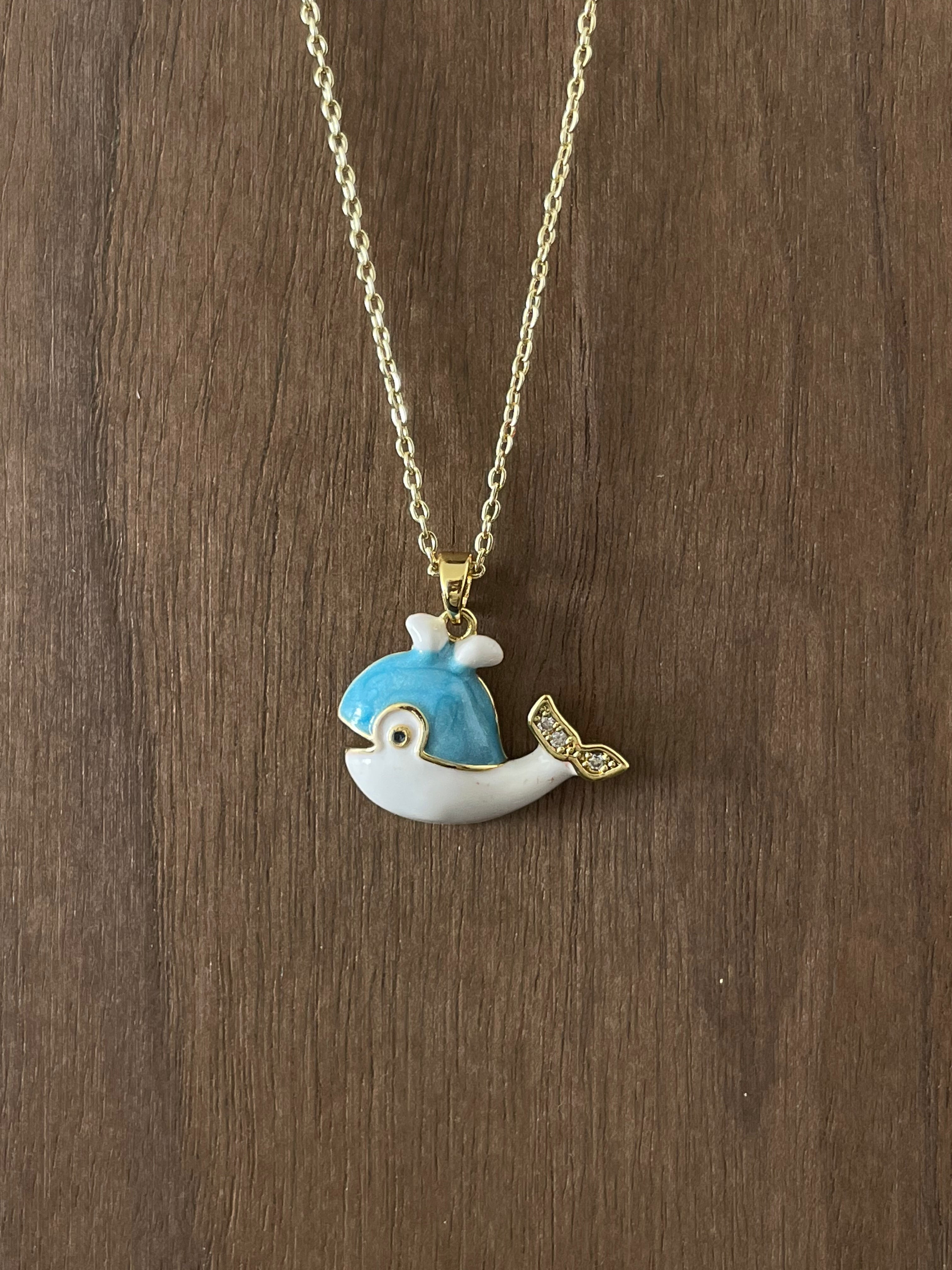 Whale Pendant Neclace